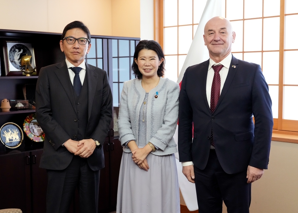 国光あやの外務副大臣を表敬訪問 在つくばボスニア・ヘルツェゴビナ名誉領事館